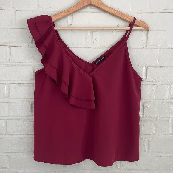 SHEIN Tops - EUC Shein Top Size M